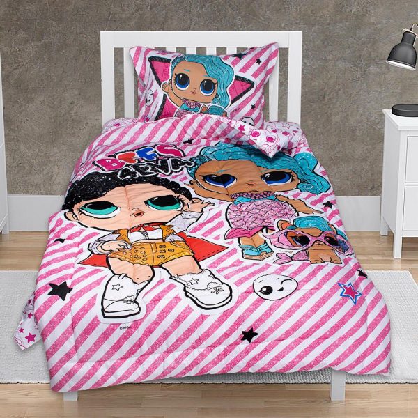 Girl Queen Bedsheet & Comforter Set